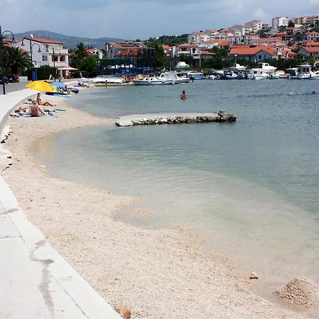 With Parking Space - 23796 Apartment Rogoznica (Sibenik-Knin)