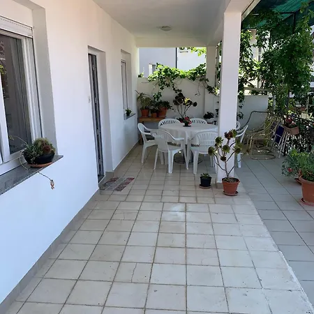 Appartement With Parking Space - 23796