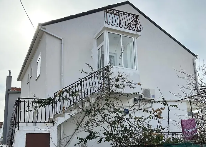 With Parking Space - 23796 Appartement